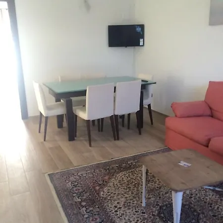 Borgo Maran וילה אלבה
